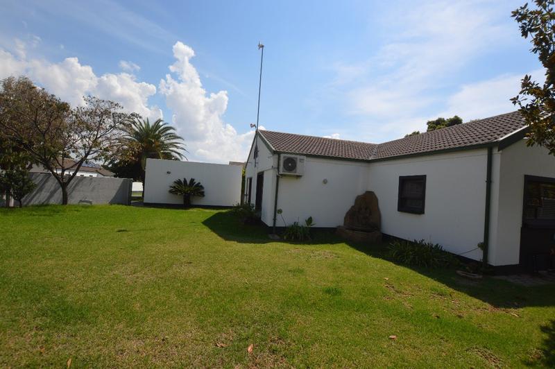 3 Bedroom Property for Sale in Vaalpark Free State